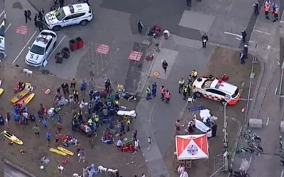 Deadly shooting at Sydney’s Bondi Beach leaves 10 dead, 16 injured