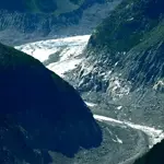 Thousands of glaciers to disappear each year by mid-century, study warns