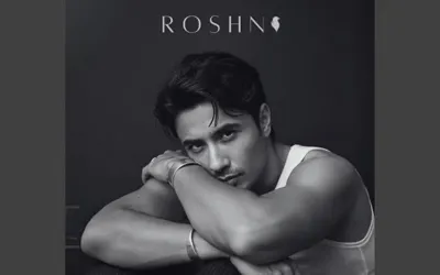 Ali Zafar unveils ‘Roshni’ after 15 years