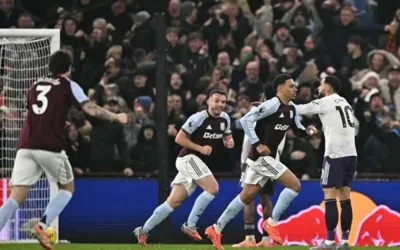 Morgan Rogers leads Aston Villa to shock win over Manchester United