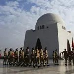 Dignified change of guards held at Mazar-e-Quaid on Quaid-e-Azam’s 149th birth anniversary