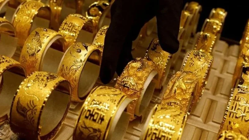 Pakistan gold