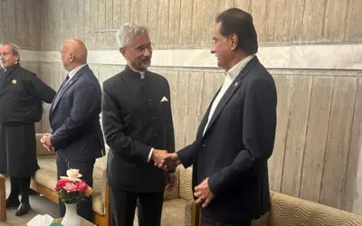 NA Speaker Ayaz Sadiq meets Indian FM Jaishankar in Dhaka