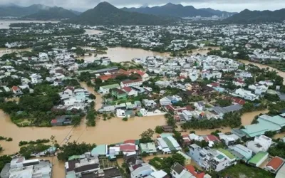 Floods, landslides leave 14 dead or missing across Central Vietnam