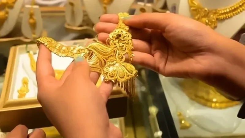 Gold prices