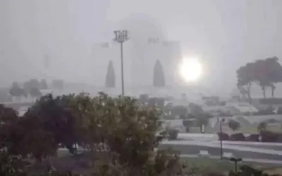 Hot and dry weather to continue in Karachi this week
