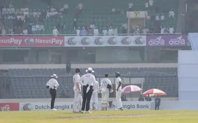 Earthquake halts Bangladesh vs Ireland test in Dhaka