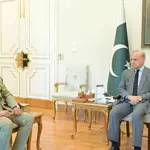 PM holds farewell meeting with Gen Sahir Shamshad Mirza