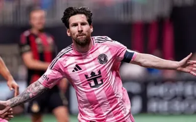 Lionel Messi shatters another world record