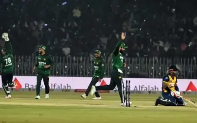 Pakistan beats Sri Lanka by 6 wickets to win tri-nation T20 series