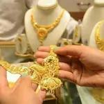 Gold prices surge again in global and local markets