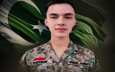 Major martyred, seven militants killed in DI Khan operation