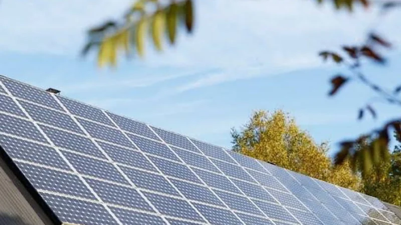 Sindh govt to shift Karachi, Larkana matric boards to solar energy