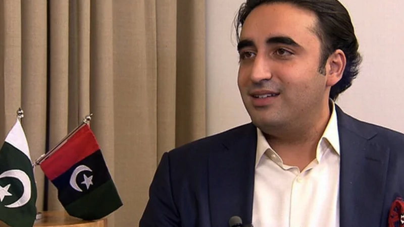 Bilawal calls urgent PPP meeting amid verbal clash with PML-N