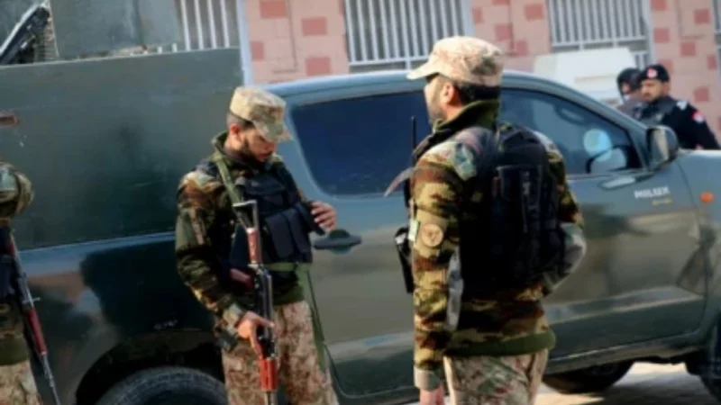 Six militants killed, seven cops lose lives in DI Khan terror attack