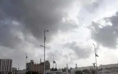 Karachi warms up under a grey sheet of sky