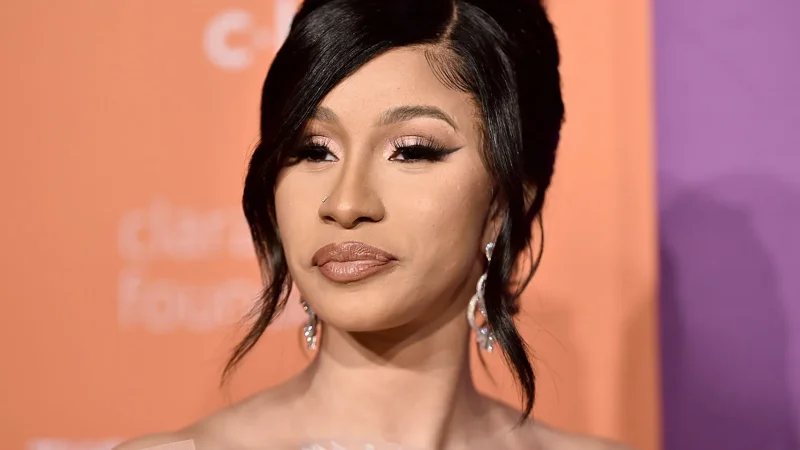 Cardi-B