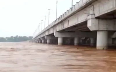 Lack of water flow gauges at Multan bridges raises concerns