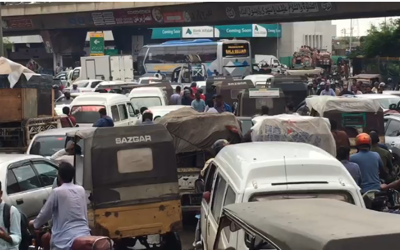 Karachi faces traffic gridlock and displacement after days of rain