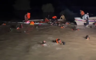 Boats capsize during flood relief operations in Jalalpur Pirwala and Alipur: 3 children dead, 9 missing