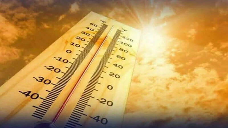 Met office warns of persistent heat and possible light rain