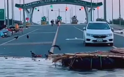 Floodwaters wash away section of motorway near Jalalpur Pirwala