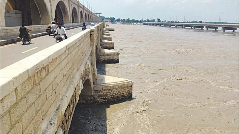 Indus Water levels decline at Guddu and Sukkur Barrages
