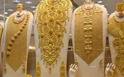 Gold price per tola falls Rs 2,000 in Pakistan