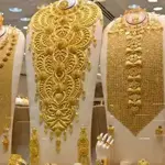 Gold price per tola falls Rs 2,000 in Pakistan