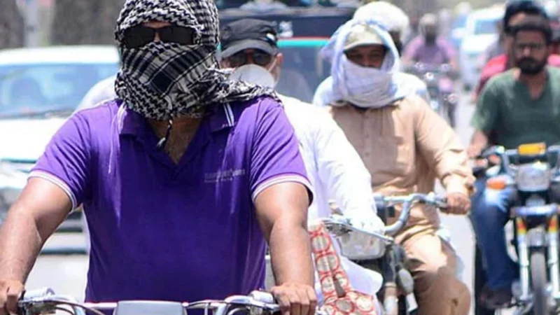 Karachi to experience hot and humid weather today