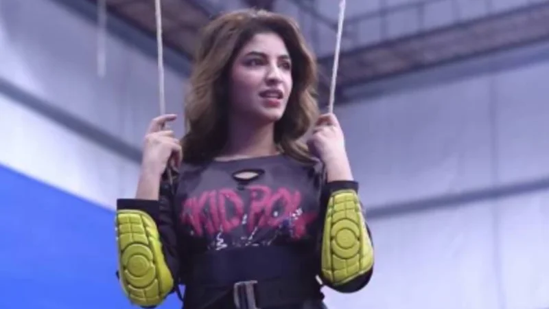 Actress Kinza Hashmi