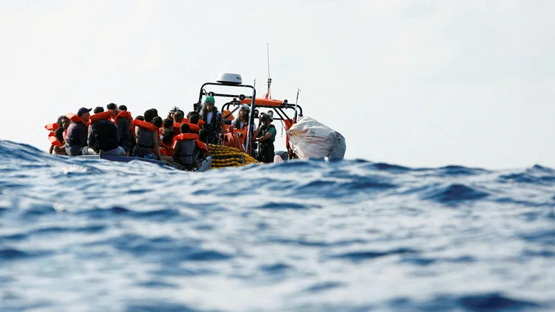 migrants-boat-sincking