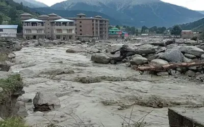 Landslide in Gilgit claims lives of eight volunteers