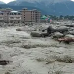 Landslide in Gilgit claims lives of eight volunteers