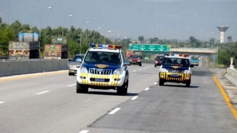 Motorway Police make seat belts mandatory for all passengers