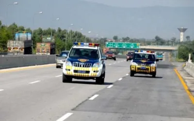 Motorway Police make seat belts mandatory for all passengers