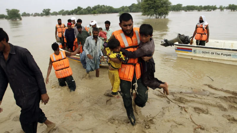 Iran offers assistance to Pakistan over deadly floods