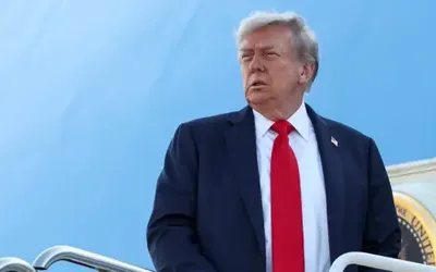 Trump urges Ukraine’s Zelenskyy to end war ‘Almost Immediately’