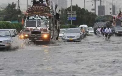 Heavy rain in Karachi, Meteorological department sounds alarm