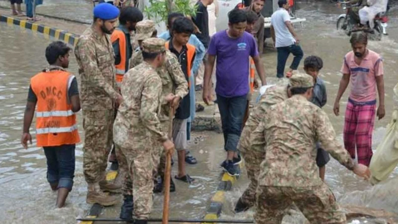 Army steps in to rescue Karachi residents after heavy rain