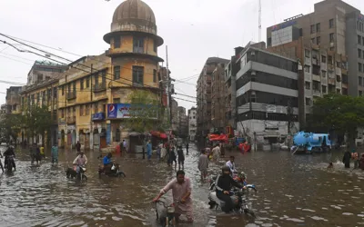 Karachi faces destruction due to heavy rains killed 15 people