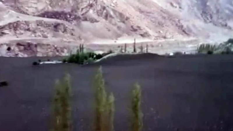 Glacial outburst flood submerges villages in Ghizer, GB