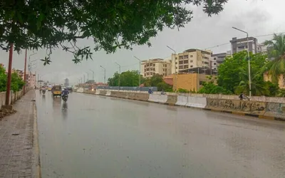 Light rain and drizzle expected in Karachi