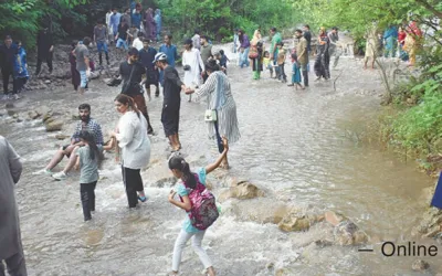 Heavy rains lash Islamabad and Rawalpindi; Margalla hills trails closed