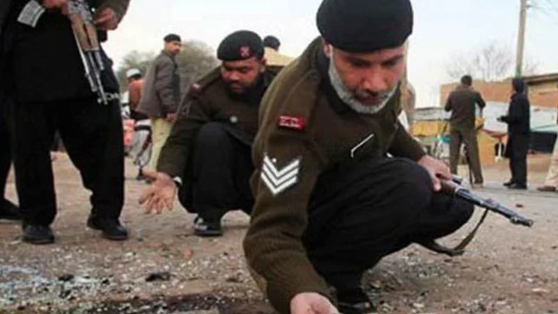 3 Leaves personnel martyred, 17 injured on attack on FC fort