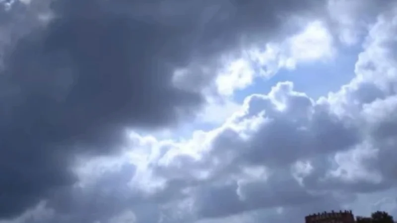 Light rain, cloudy weather expected in Karachi