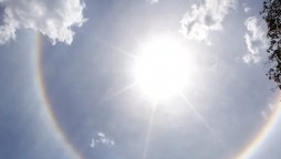 Rare Sun halo appeared in the skies over Karachi
