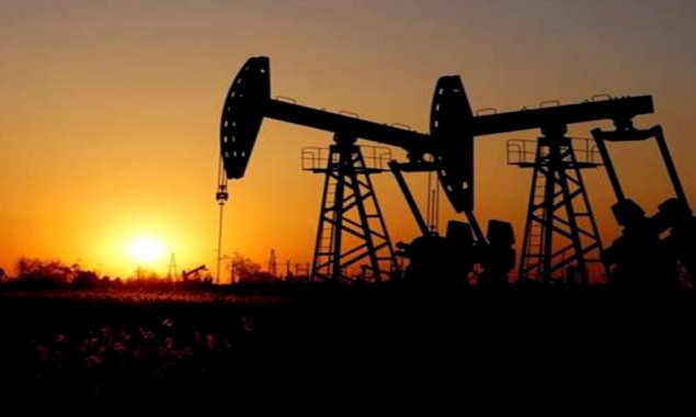 Brent Crude Prices break below $40 per barrel after 6 cents decrease