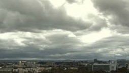 Light showers turn Karachi's weather pleasant today