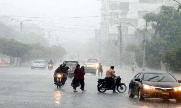 Electricity supply suspended as rain hits Karachi
